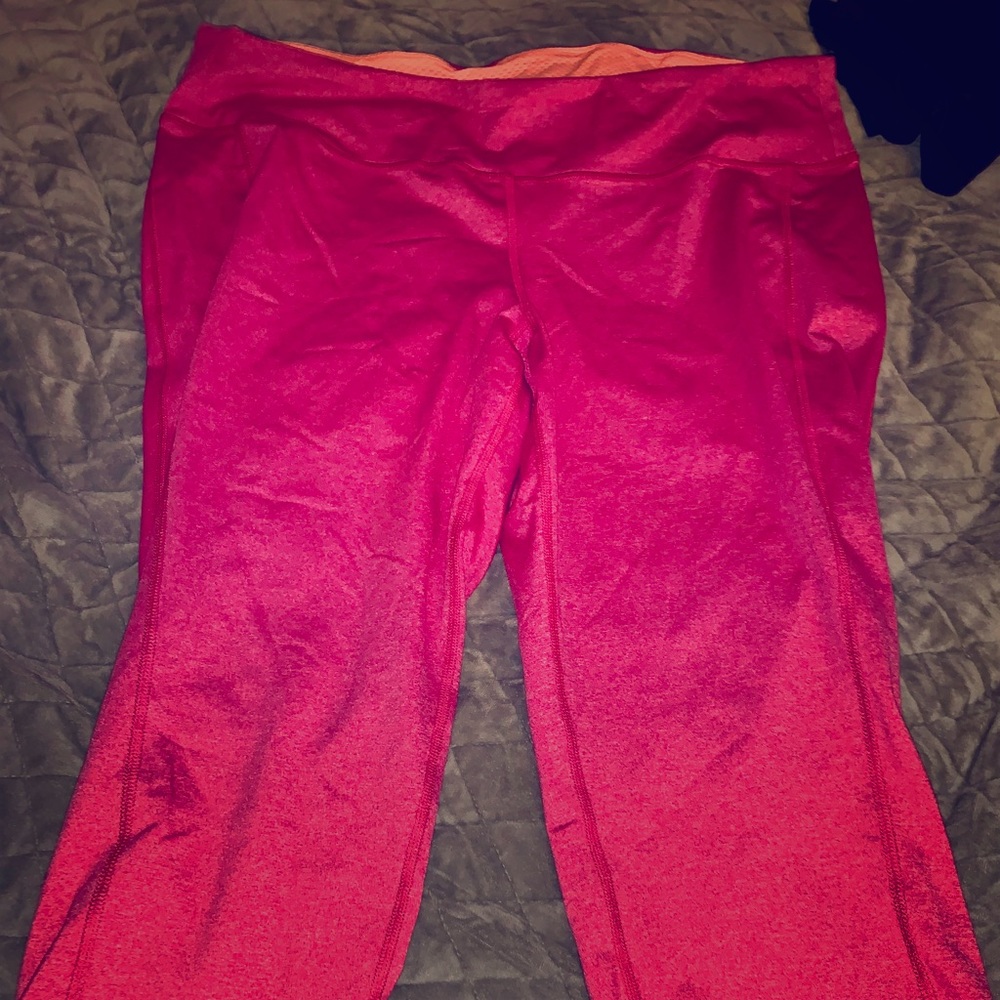 Pink old navy active capris size XXL